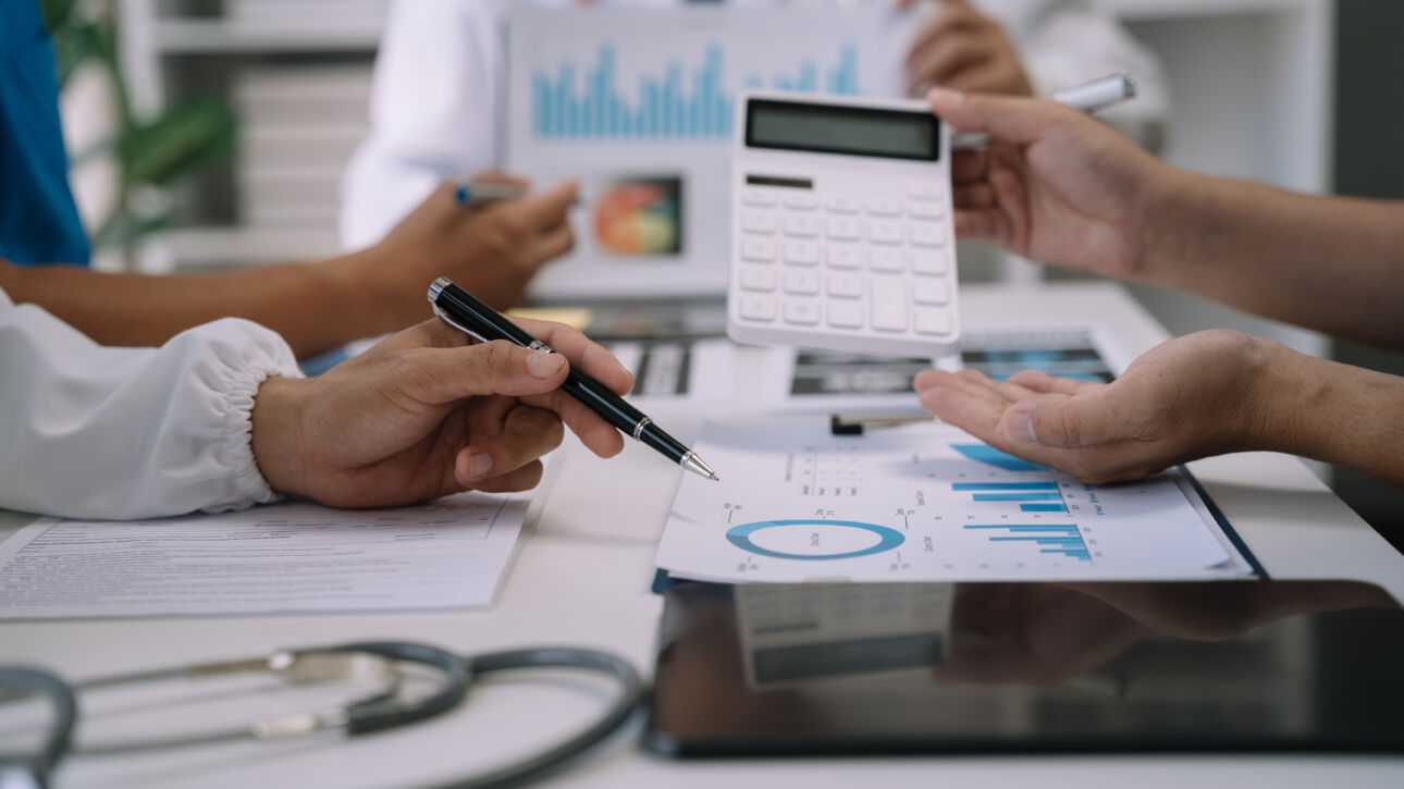 From Leads to Loyal Patients: Reverse-Engineering Your 2026 Revenue Goals